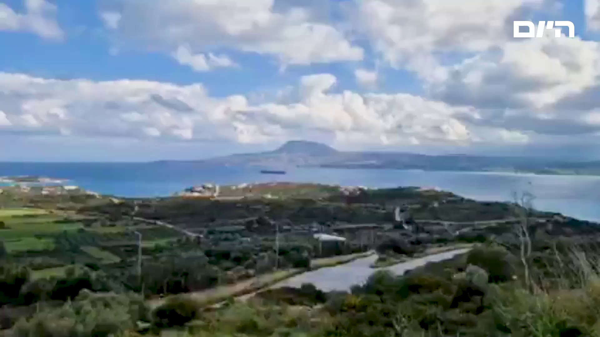 נושאת המטוסים ג'ראלד פורד מגיעה לבסיס סודה בכרתים