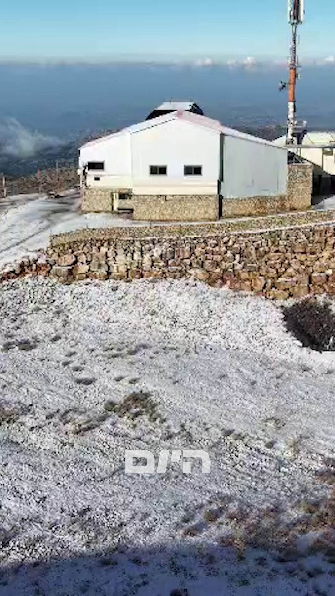 שלג התחיל להיערם בחרמון